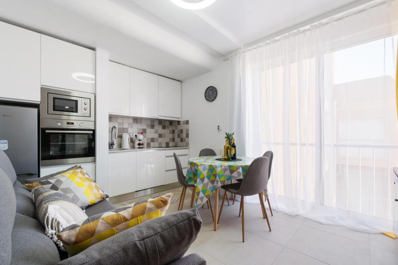 Amarillo Soleado Apartment Torrevieja Exterior photo